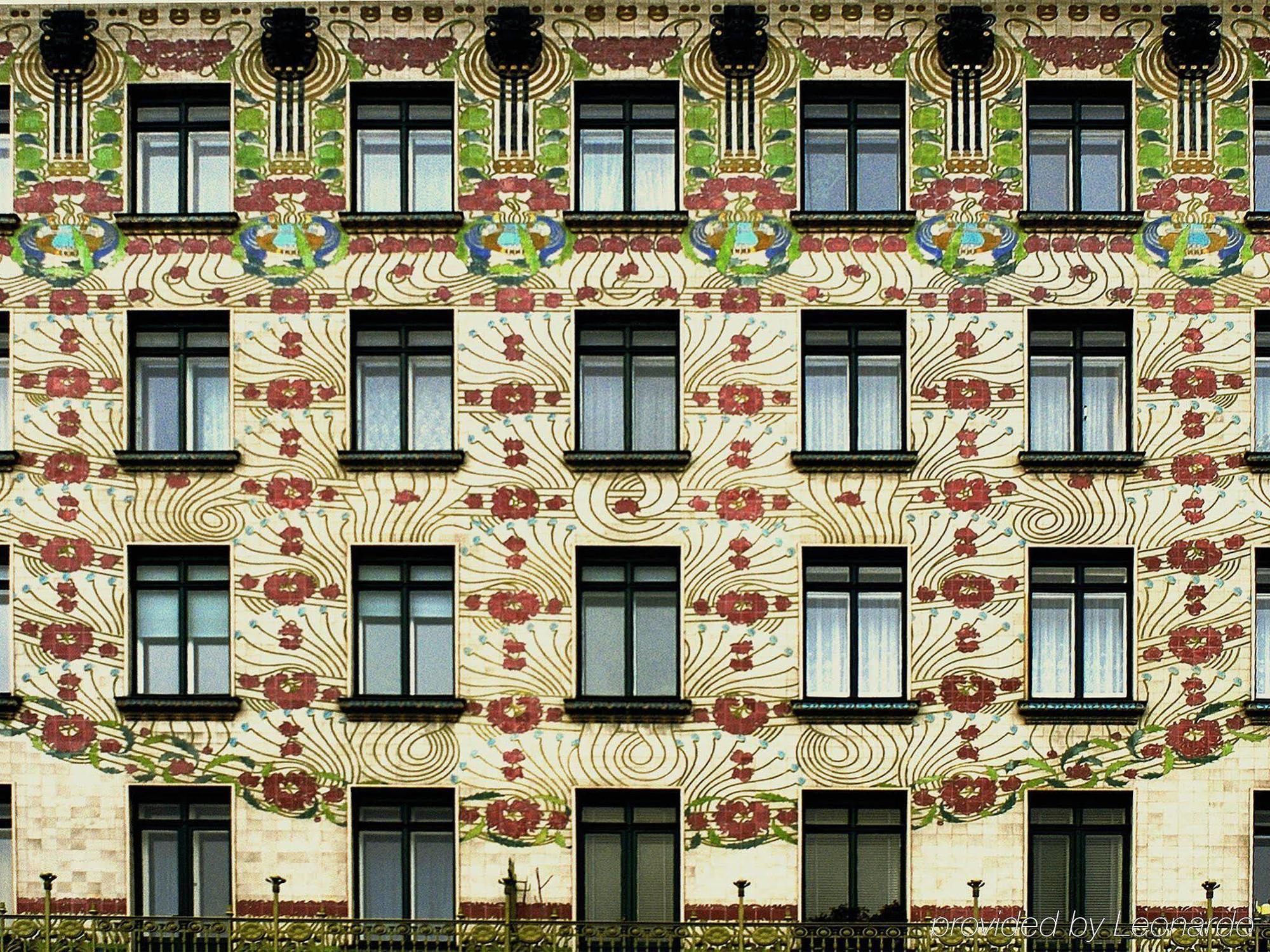 Mercure Raphael 4* Viena